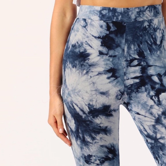 Bohemian Tie Dye Flared Pants - Picture 4 of 5